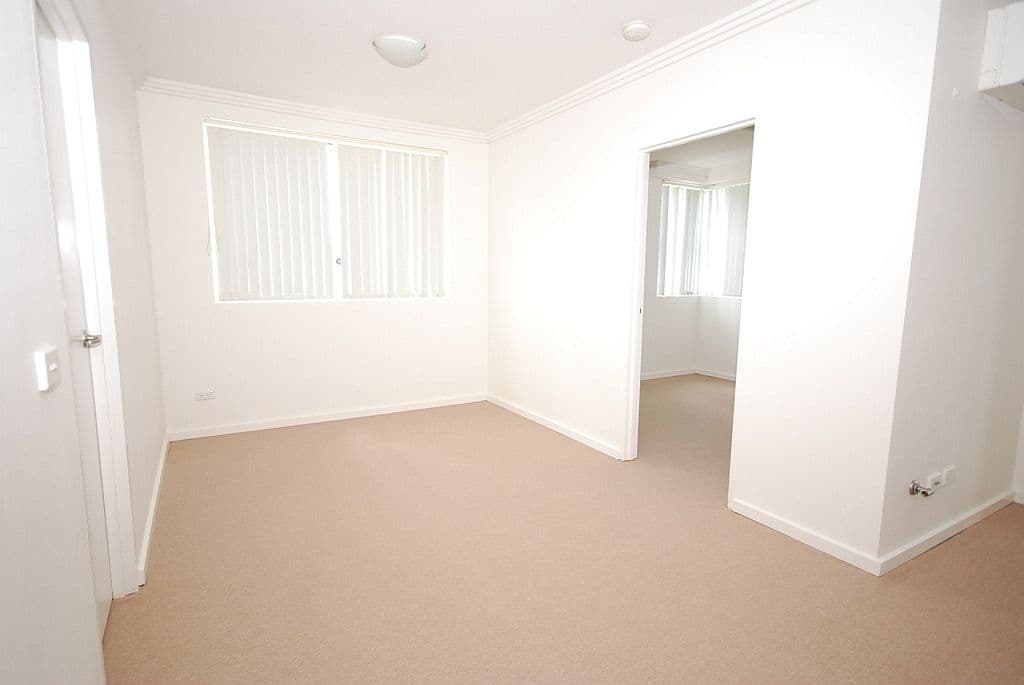124 Driftway Drive, PEMULWUY NSW 2145, Pemulwuy - Thumbnail 5