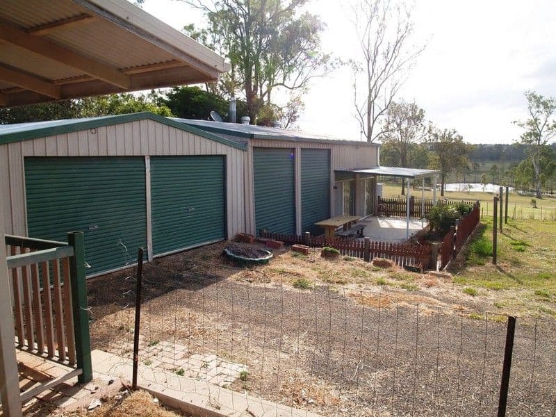 29 Fairway Drive, HATTON VALE QLD 4341, Hatton Vale - Thumbnail 2