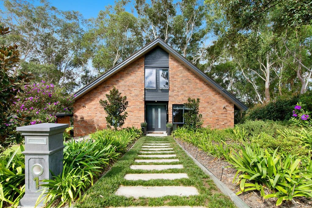 1 Pembroke Avenue, Turramurra - Image 1