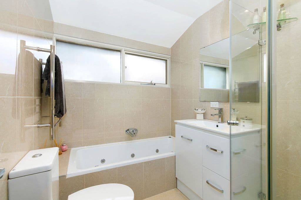 1 Pembroke Avenue, Turramurra - Thumbnail 3