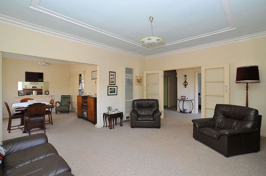 26 Orient Avenue, MITCHAM VIC 3132, Mitcham - Thumbnail 2