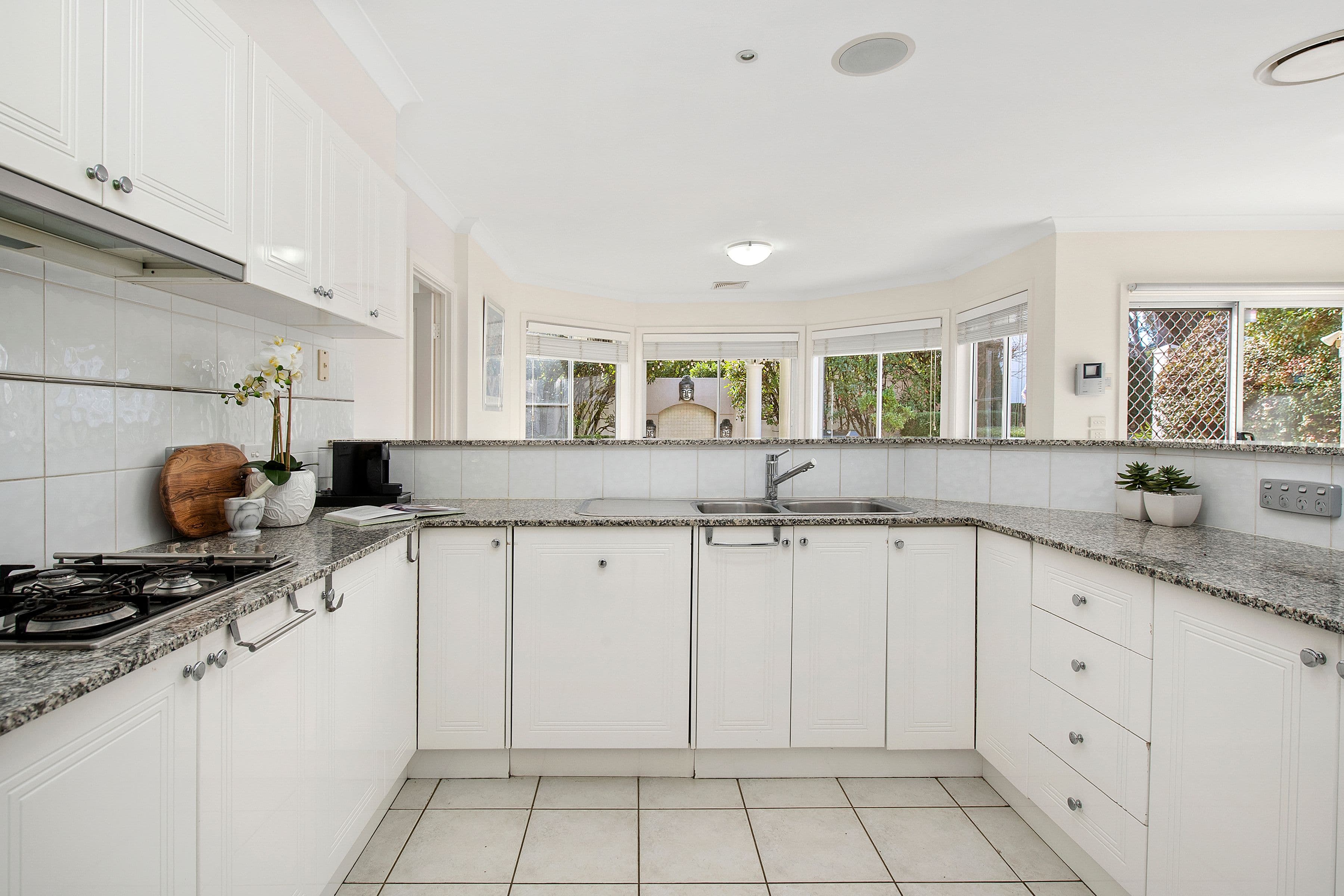 76 Duffy Avenue, Westleigh NSW 2120, Westleigh - Thumbnail 5