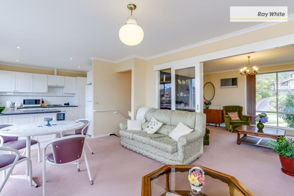 10 Charmaine Street, DROMANA VIC 3936, Dromana - Thumbnail 5