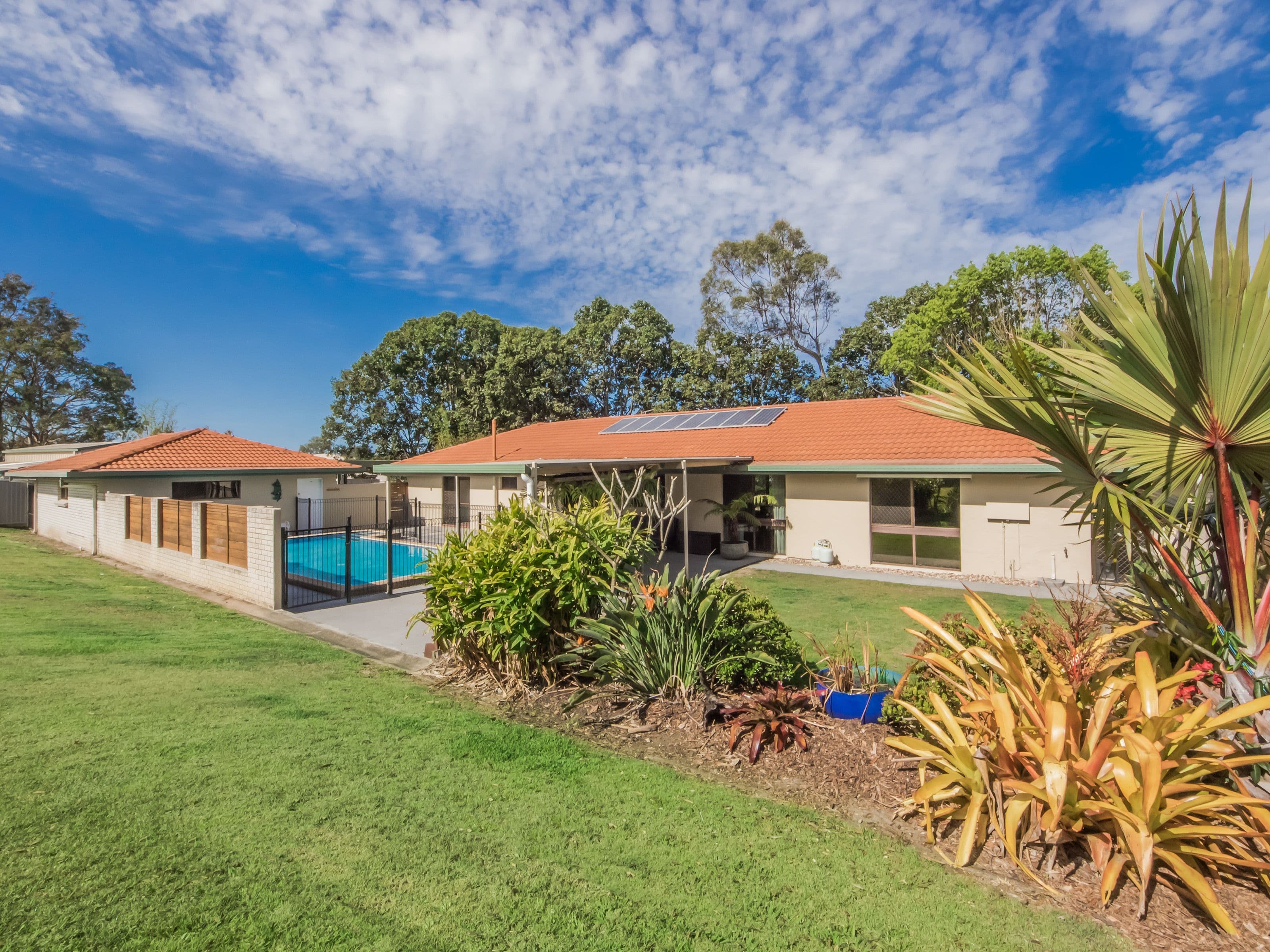 14 Oberon Way, Oxenford QLD 4210, Oxenford - Thumbnail 3