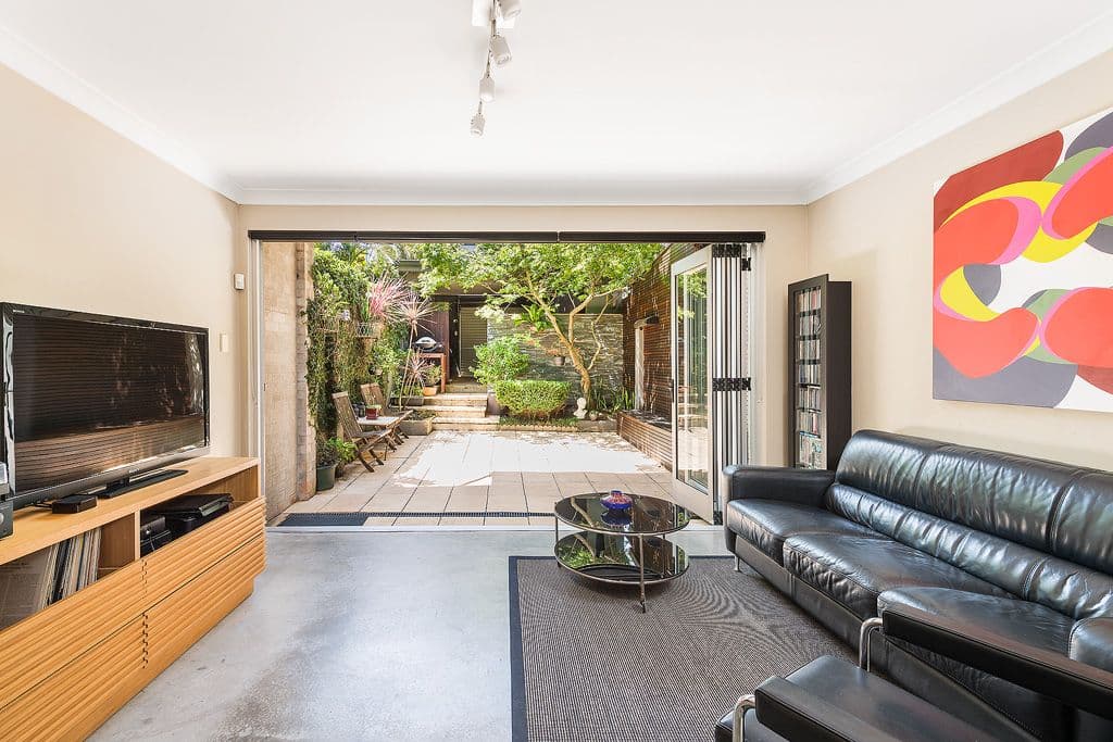 92 Kingston Road, Newtown - Thumbnail 4