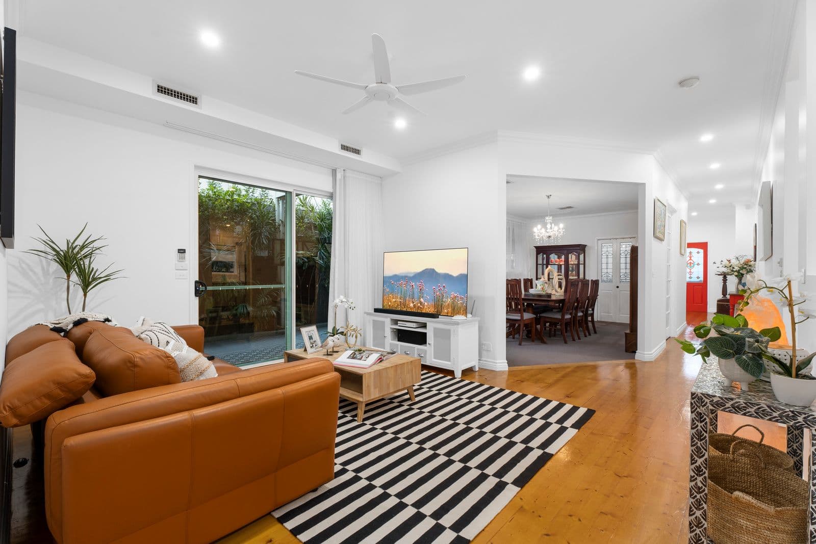 29 Fisher Avenue, Southport QLD 4215, Southport - Thumbnail 8