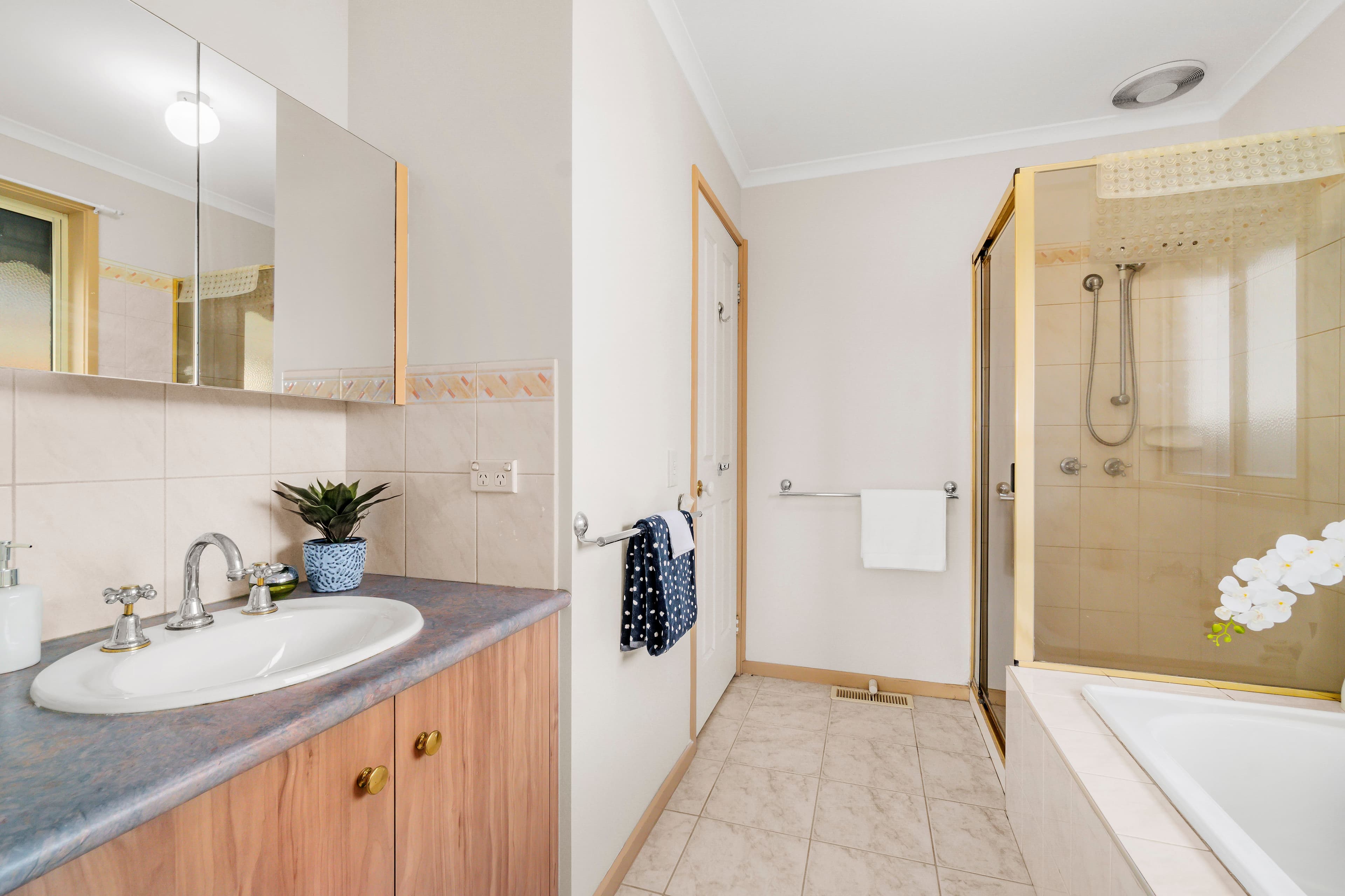 15 Fairlawn Place, Bayswater VIC 3153, Bayswater - Thumbnail 8