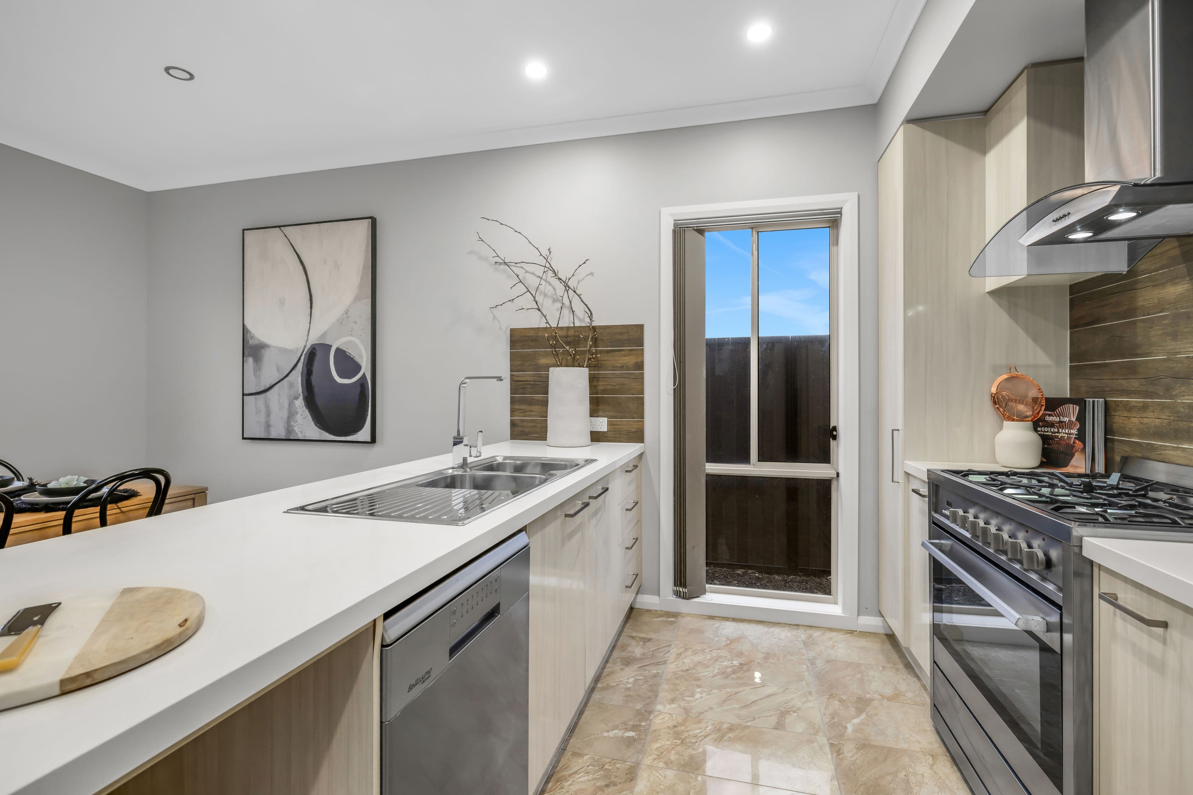 19 Pinnacle Drive, Pakenham VIC 3810, Pakenham - Thumbnail 6