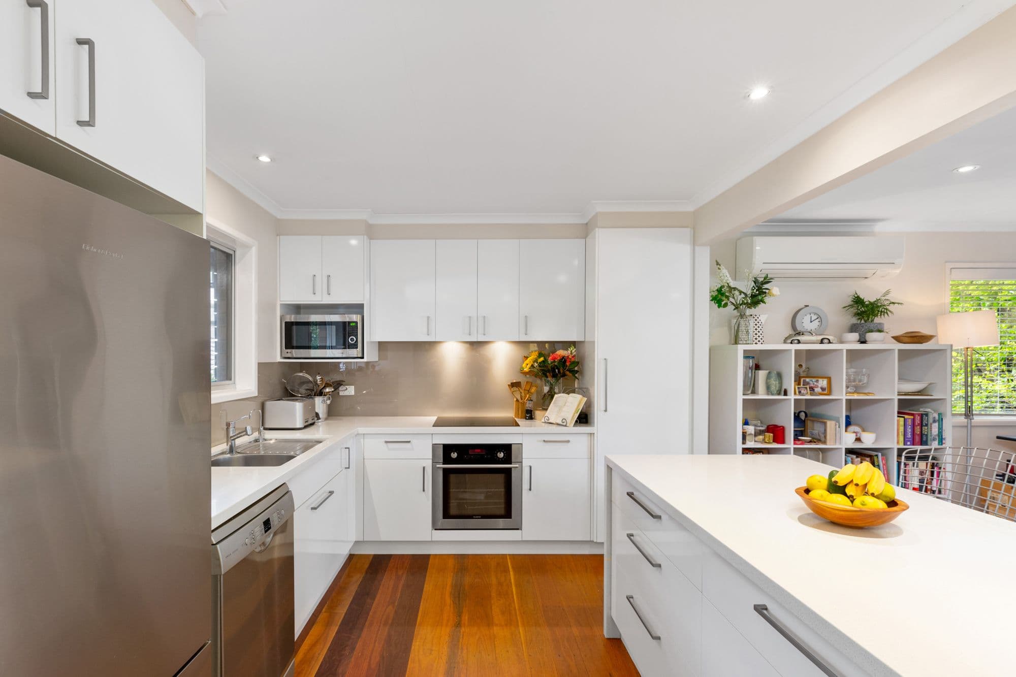 7 Doncella Street, The Gap QLD 4061, The Gap - Thumbnail 2