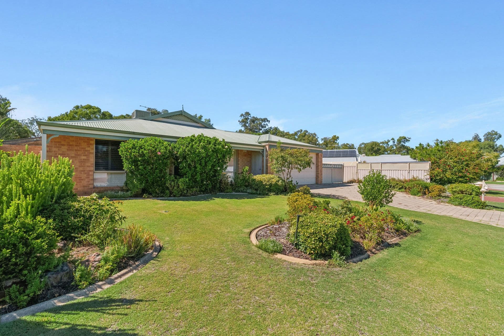 20 Little River Cove, Jane Brook WA 6056, Jane Brook - Thumbnail 2