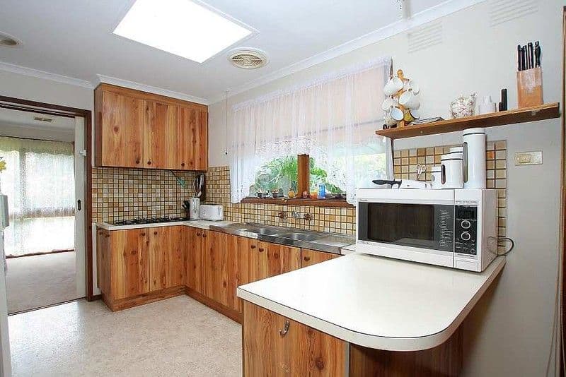 110 Alderford Drive, WANTIRNA VIC 3152, Wantirna - Thumbnail 4