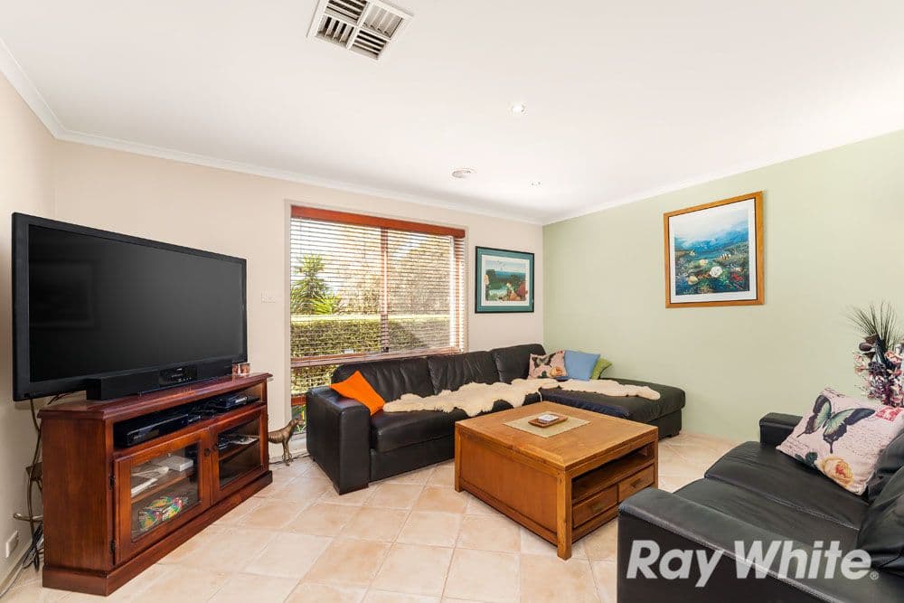 4 Brentfield Court, Mill Park VIC 3082, Mill Park - Thumbnail 2