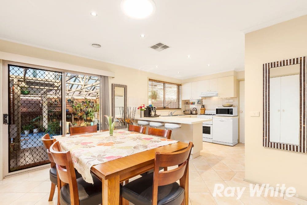 4 Brentfield Court, Mill Park VIC 3082, Mill Park - Thumbnail 4