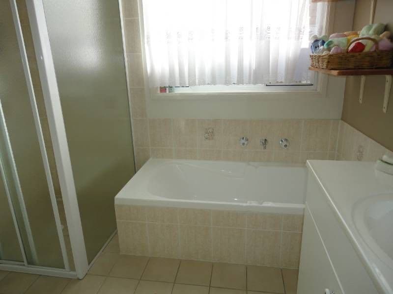 8 Heywood Close, HINCHINBROOK NSW 2168, Hinchinbrook - Thumbnail 7
