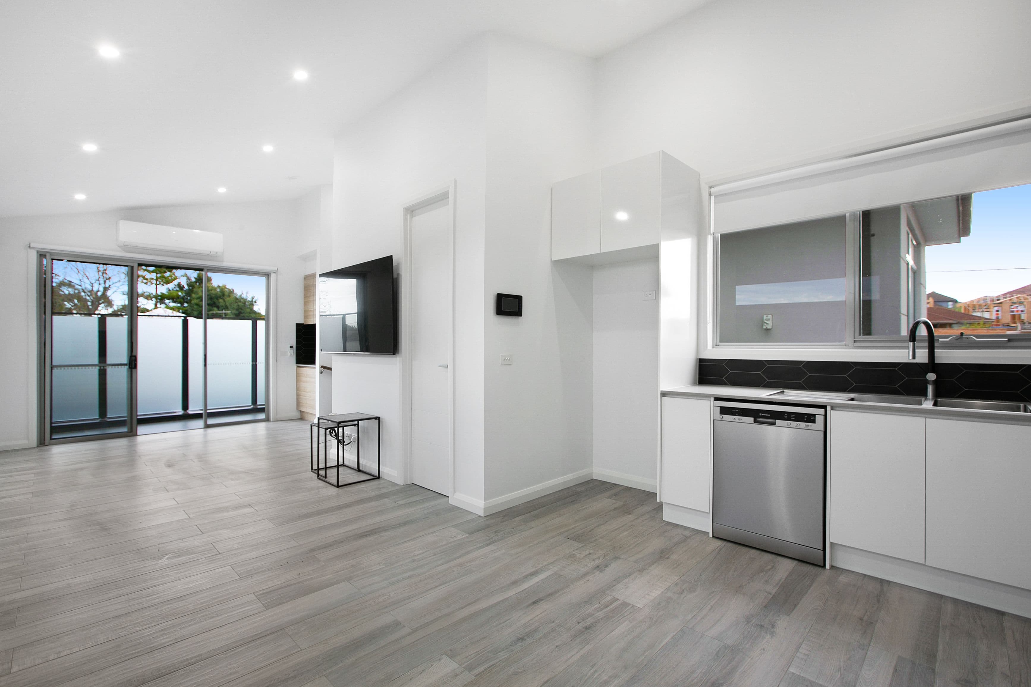 1a Sylvester Grove, Preston VIC 3072, Preston - Thumbnail 4