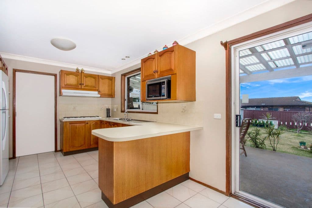 257 Edensor Road, Edensor Park NSW 2176, Edensor Park - Thumbnail 2