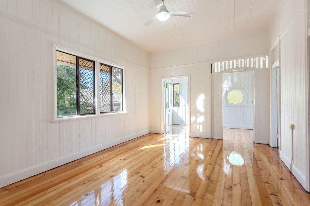 235 West Street, Harristown QLD 4350, Harristown - Thumbnail 2
