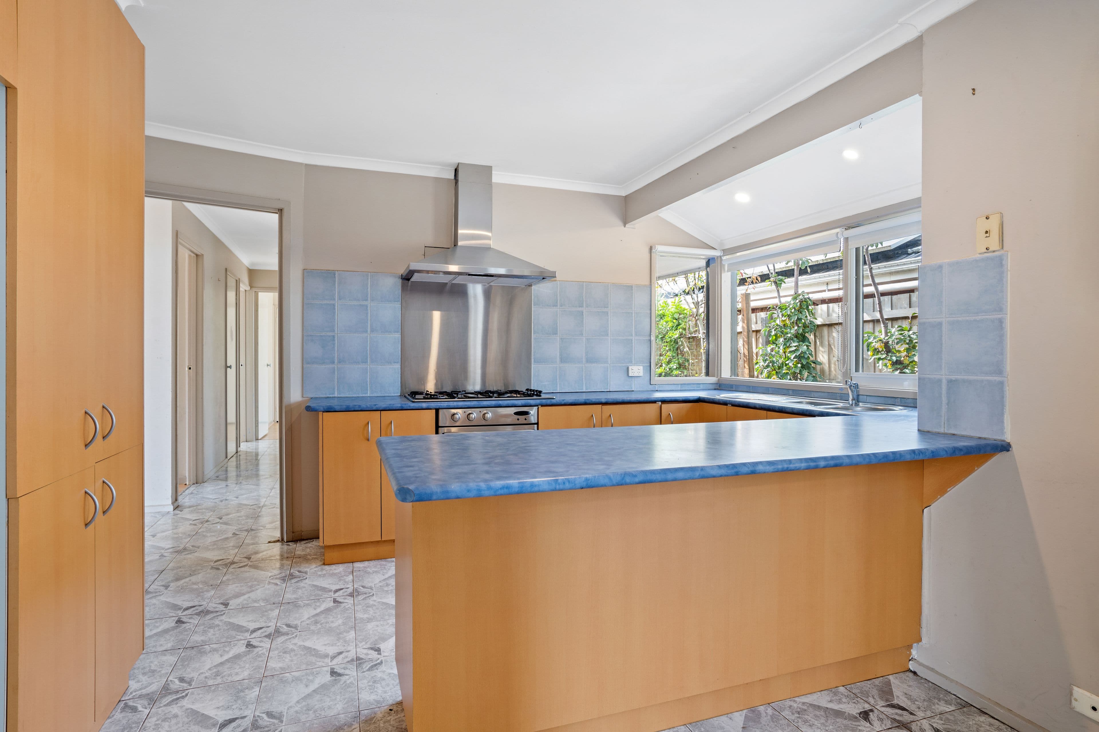 74 Tamarind Crescent, Werribee VIC 3030, Werribee - Thumbnail 3