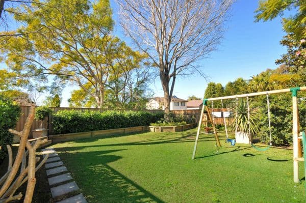 16 Robert Street, WILLOUGHBY NSW 2068, Willoughby East - Thumbnail 2