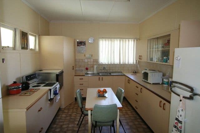 82 Boswell Terrace, MANLY QLD 4179, Manly - Thumbnail 5