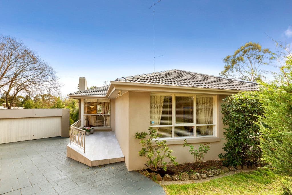 19 Bayley Grove, Doncaster VIC 3108, Doncaster - Image 1
