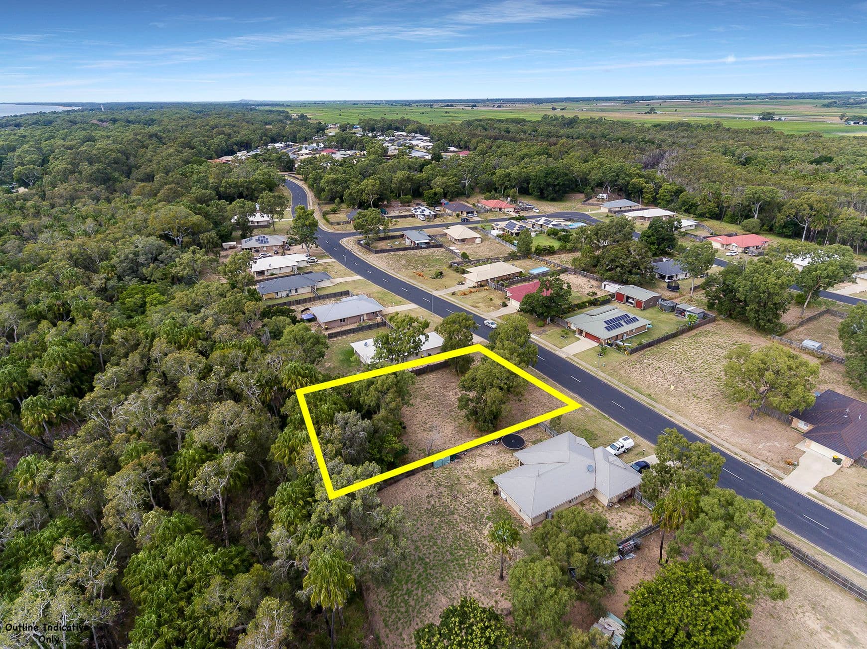84 Malvern Drive, Moore Park Beach QLD 4670, Moore Park Beach - Thumbnail 4