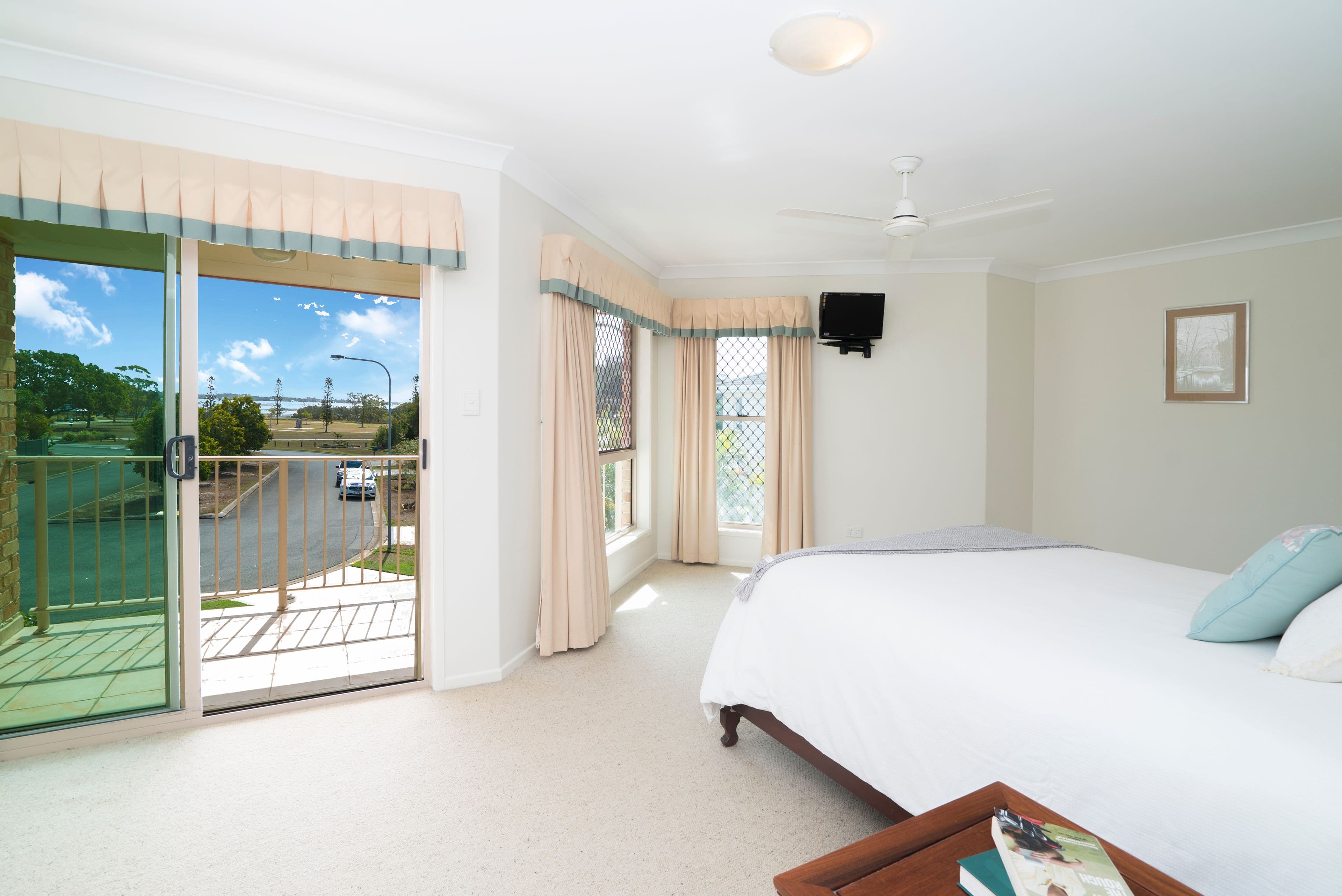 87 Solander Esplanade, Banksia Beach QLD 4507, Banksia Beach - Thumbnail 3