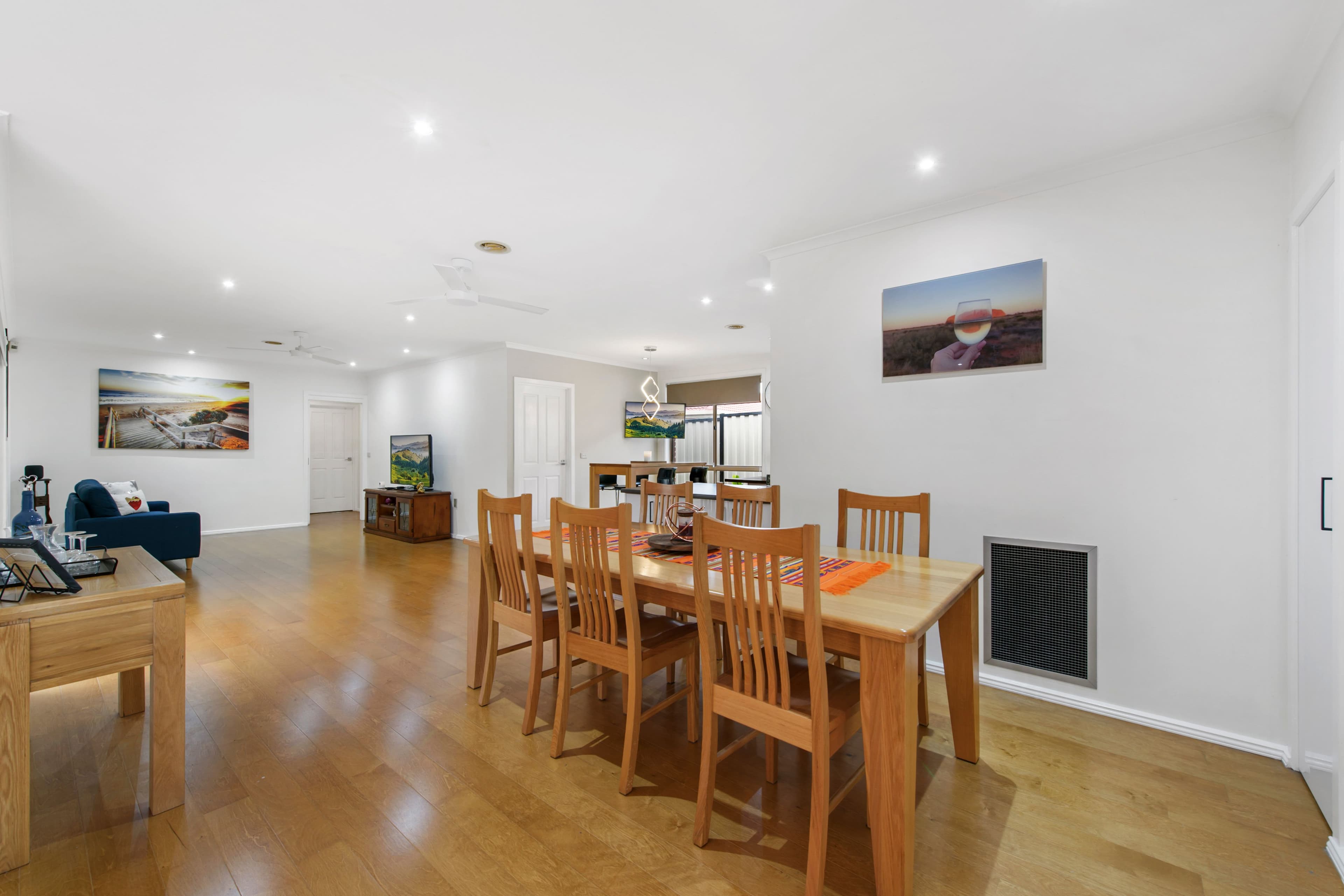 42 Australia Drive, Taylors Lakes VIC 3038, Taylors Lakes - Thumbnail 8