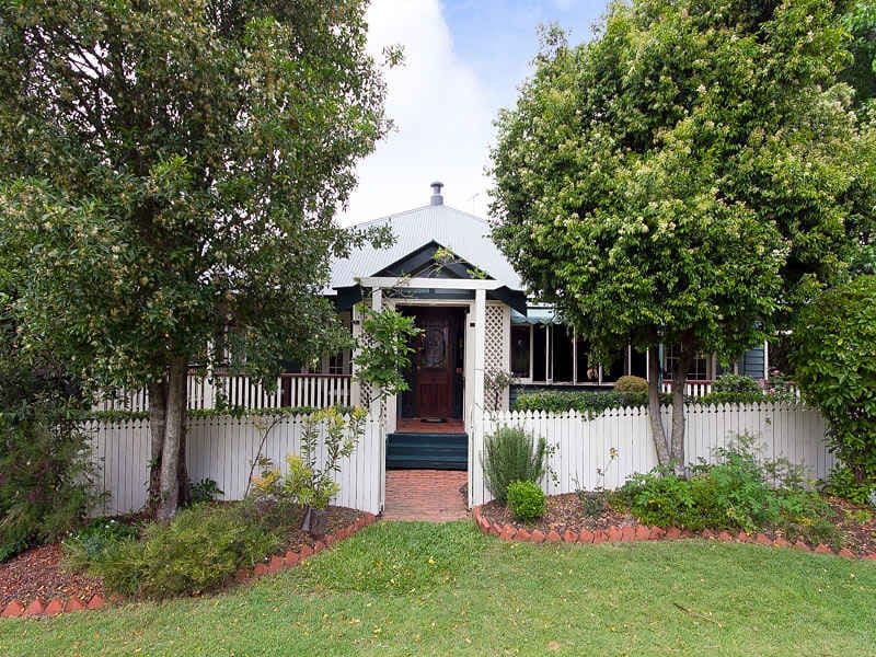 46 Sheffield Street, OXLEY QLD 4075, Oxley - Thumbnail 2