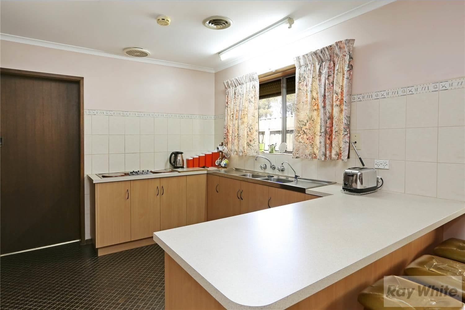 44 Ernest Street, Bell Post Hill VIC 3215, Bell Post Hill - Thumbnail 3