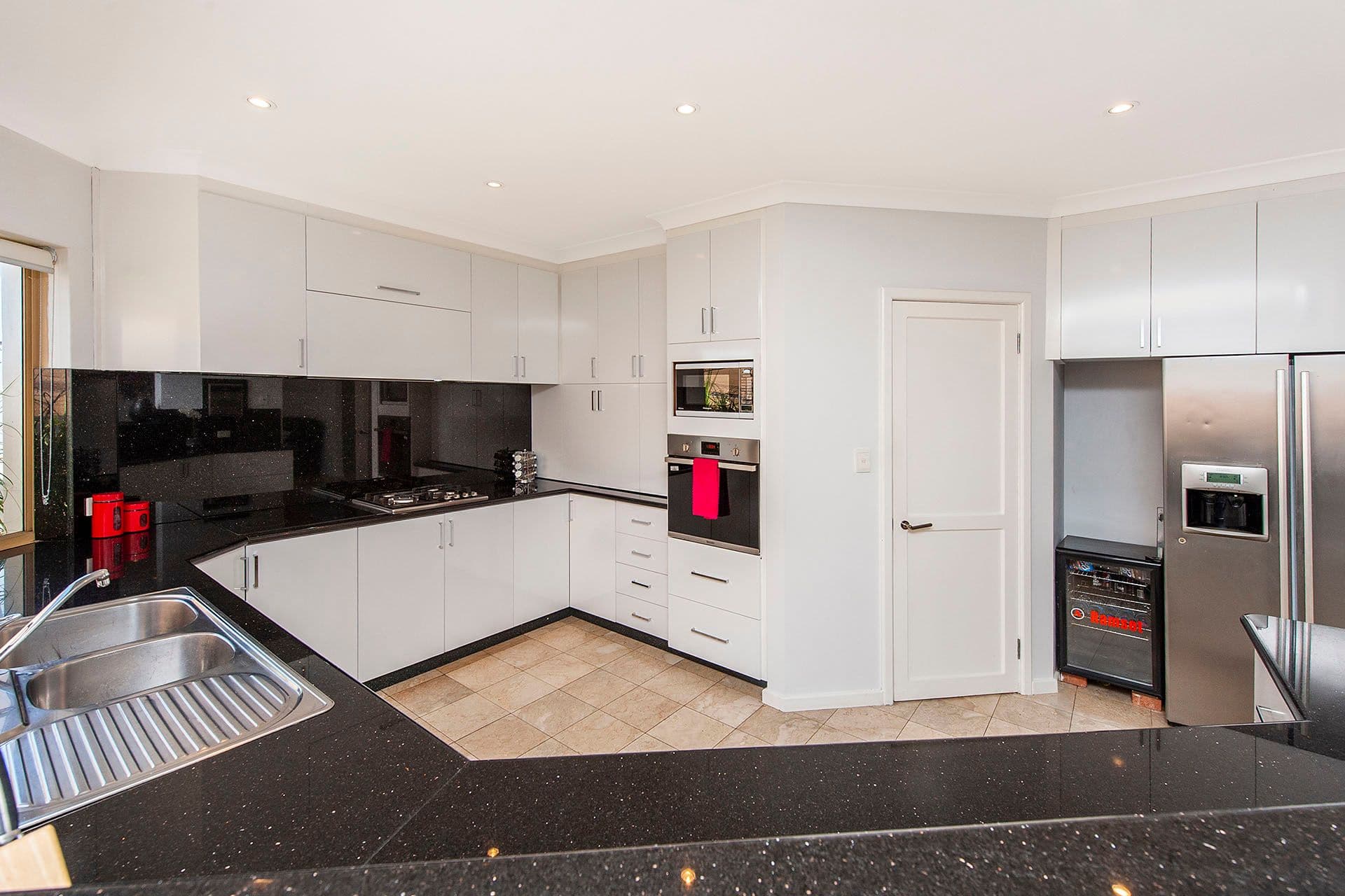 17 Riley Road, Kardinya WA 6163, Kardinya - Thumbnail 6