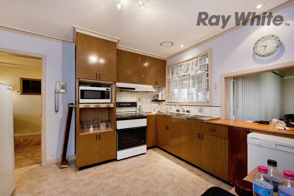 11 Point Cook Road, ALTONA MEADOWS VIC 3028, Altona Meadows - Thumbnail 4