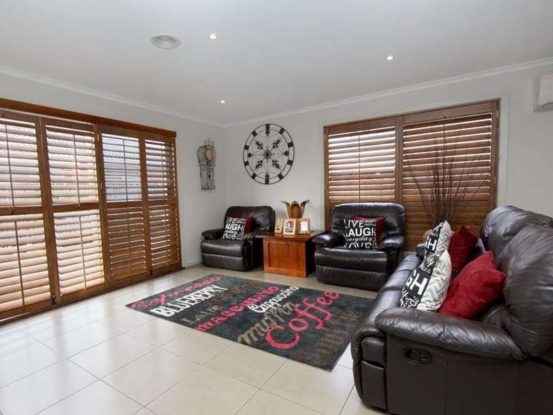 12 Burswood Drive, Wyndham Vale - Thumbnail 4