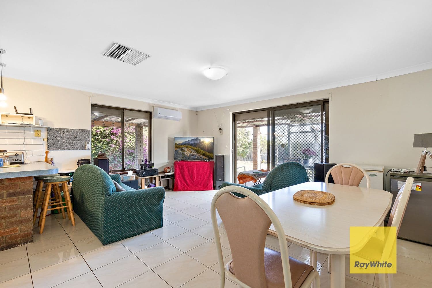63 Warton Road, Thornlie WA 6108, Thornlie - Thumbnail 6