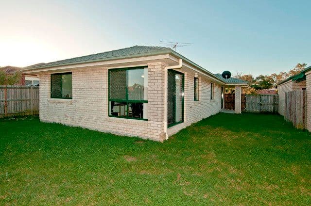CRESTMEAD QLD 4132, Crestmead - Thumbnail 2