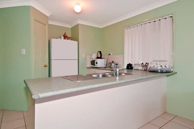 CRESTMEAD QLD 4132, Crestmead - Thumbnail 3