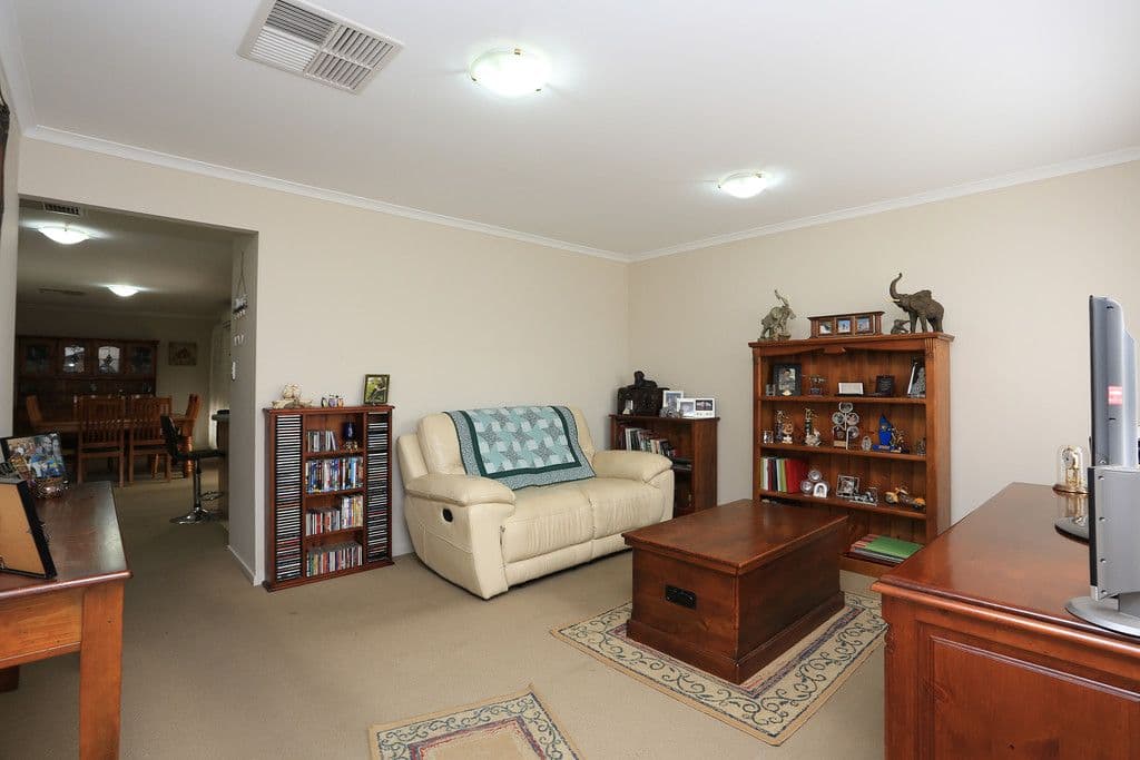 19 Tangerine Court, Munno Para West SA 5115, Munno Para West - Thumbnail 2