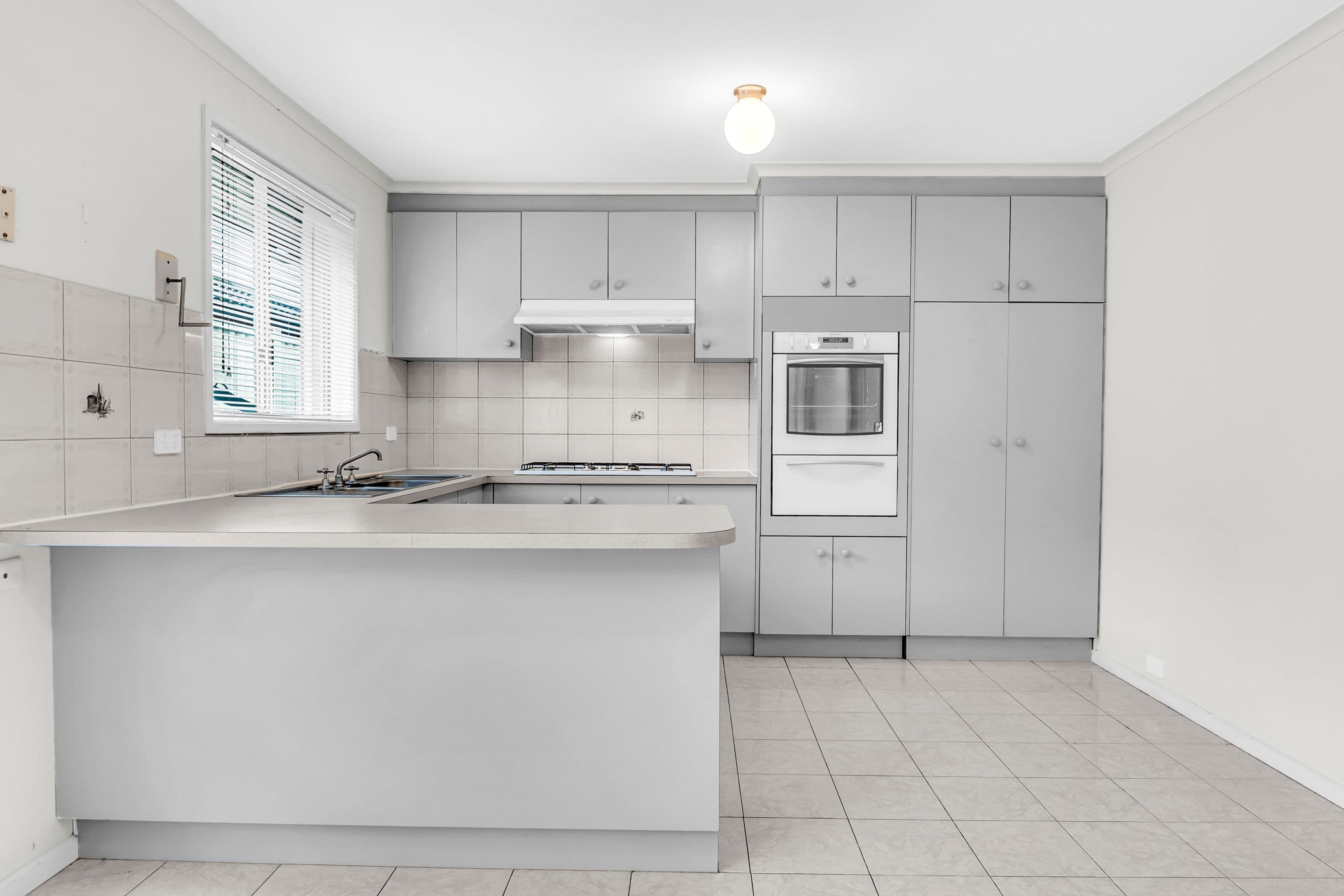 12 Gillingham Crescent, Craigieburn VIC 3064, Craigieburn - Thumbnail 8