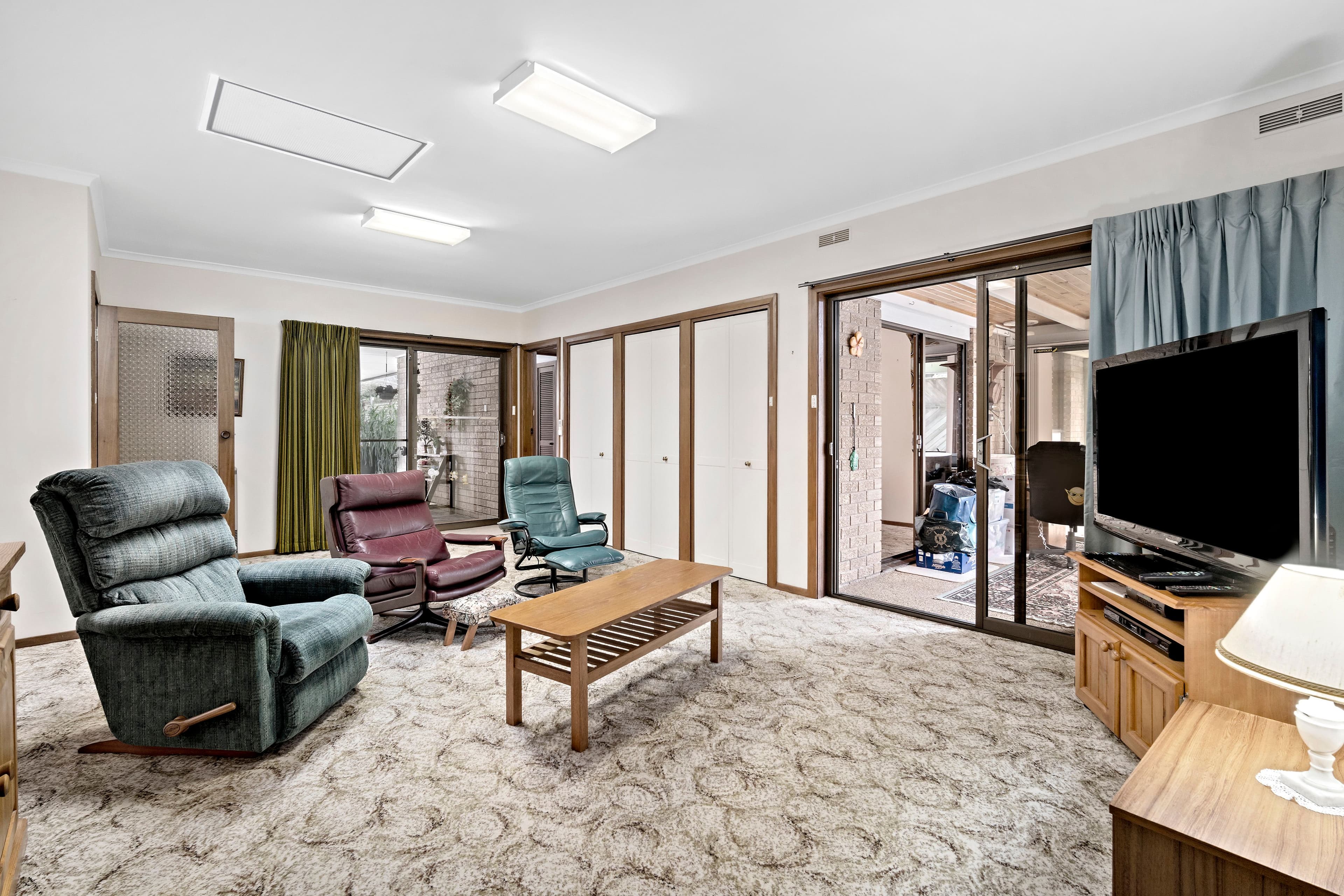 6 Windsor Avenue, Alfredton VIC 3350, Alfredton - Thumbnail 4