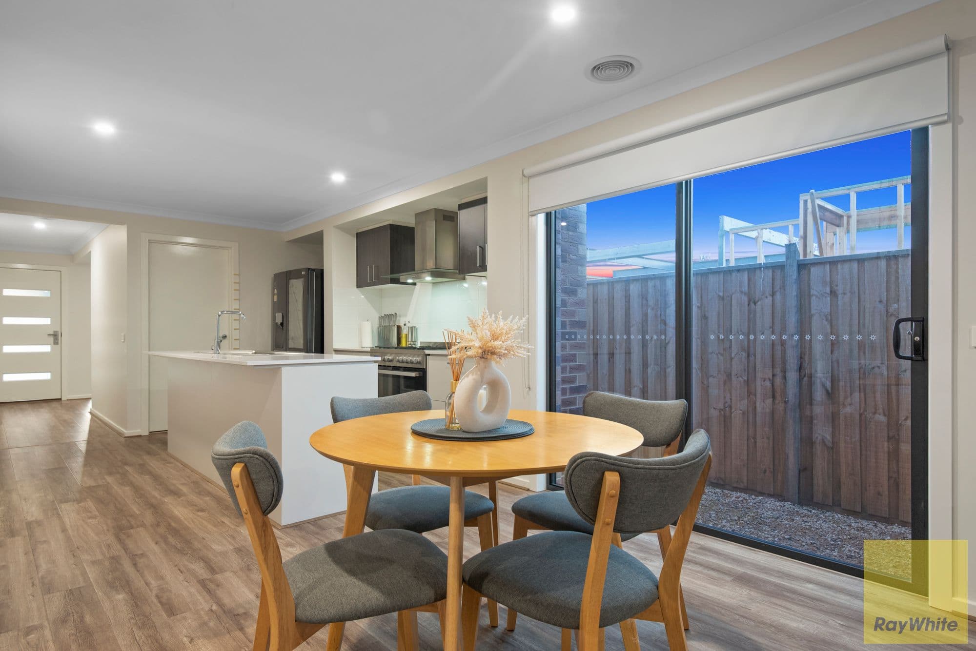 25 Vanburn Road, Truganina VIC 3029, Truganina - Thumbnail 3