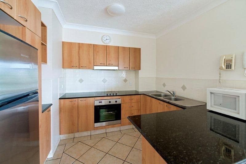 3 Sunset Boulevard, SURFERS PARADISE QLD 4217, Surfers Paradise - Thumbnail 2