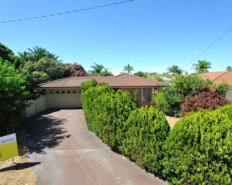 11 Tana Court, WAIKIKI WA 6169, Waikiki - Image 1