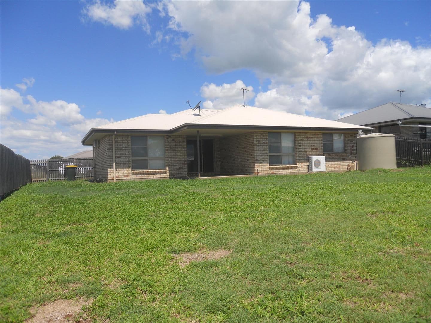 30 Joseph Street, Gracemere QLD 4702, Gracemere - Thumbnail 3