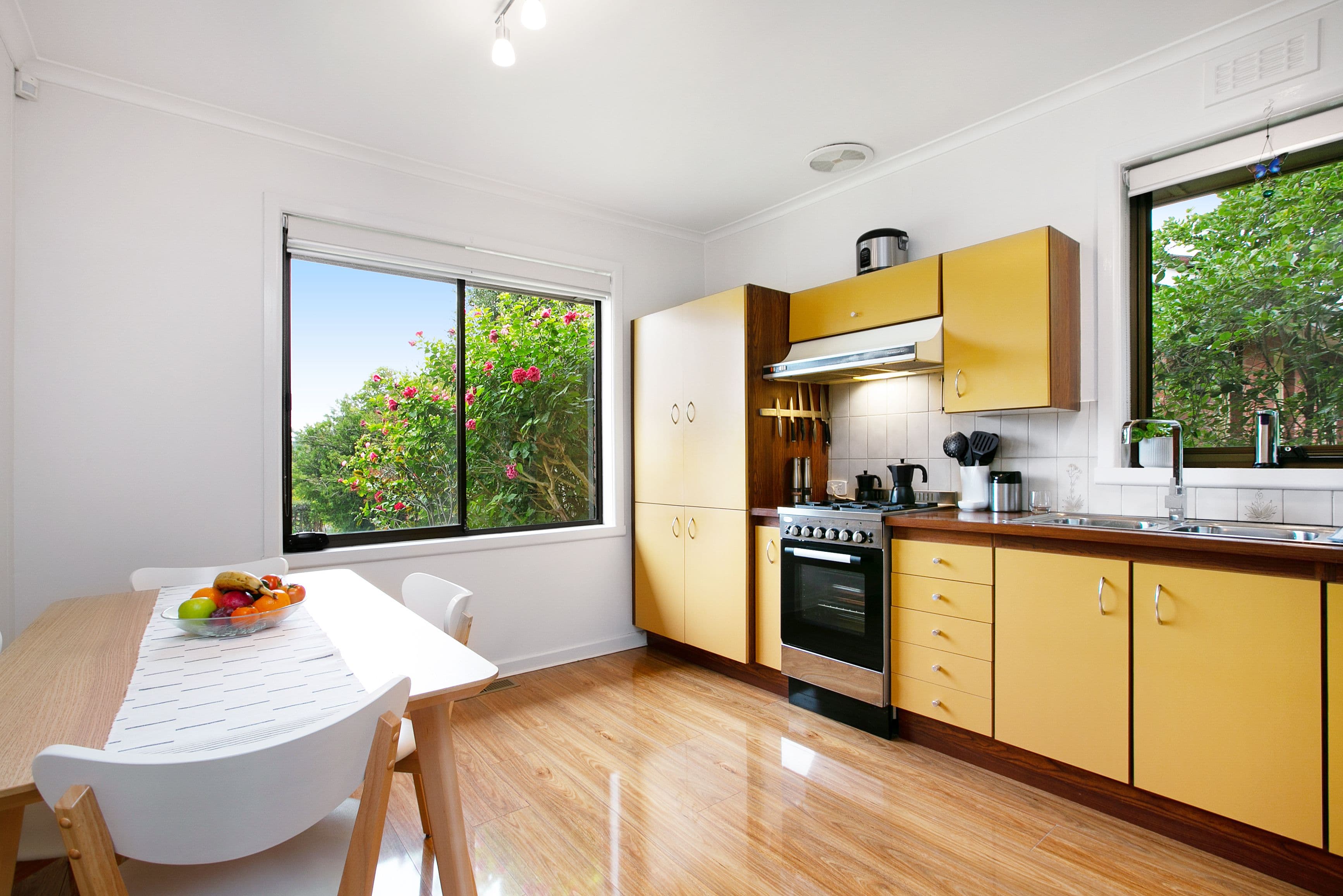 15 Arcadia Avenue, Reservoir VIC 3073, Reservoir - Thumbnail 5