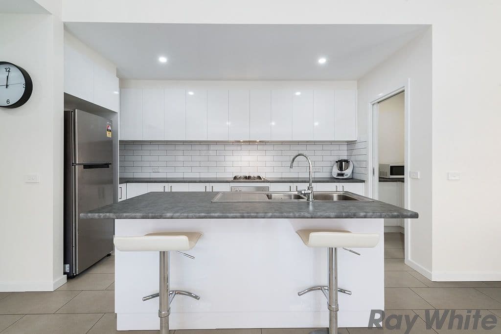 62 Zorro Drive, Yarrawonga VIC 3730, Yarrawonga - Thumbnail 2