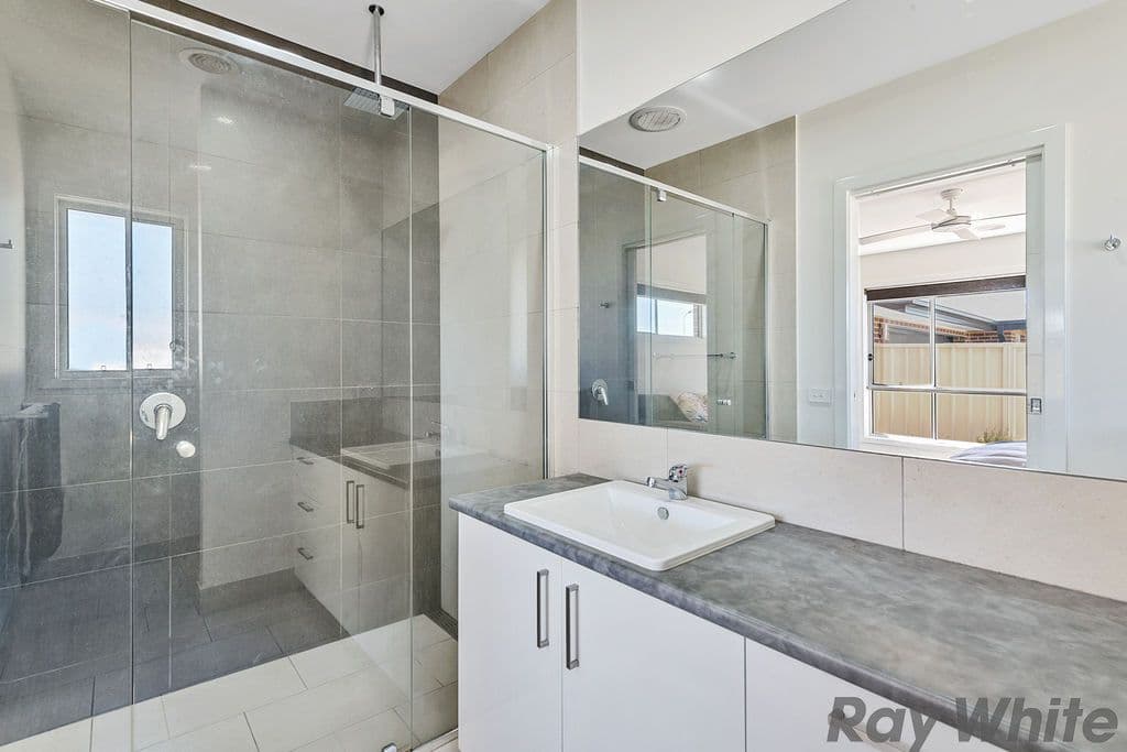 62 Zorro Drive, Yarrawonga VIC 3730, Yarrawonga - Thumbnail 7