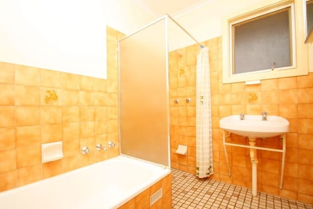 11 Roberts Street, BERRI SA 5343, Berri - Thumbnail 8