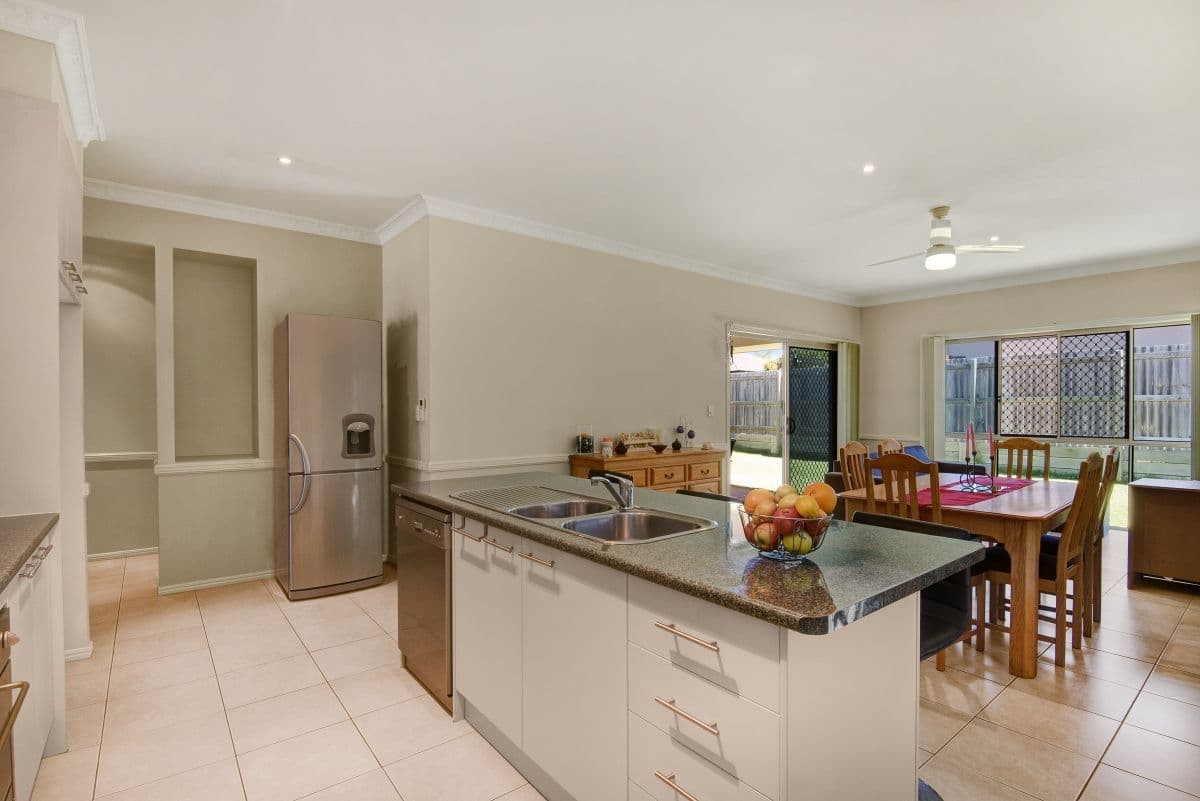 11 Wombat Parade, North Lakes QLD 4509, North Lakes - Thumbnail 5