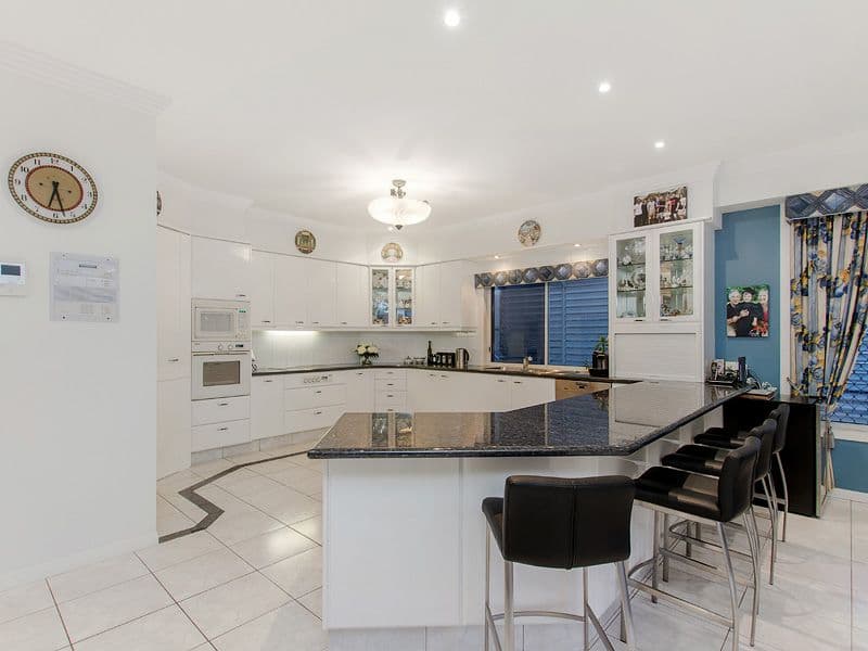 16 Pinnacle Court, Robina QLD 4226, Robina - Thumbnail 4