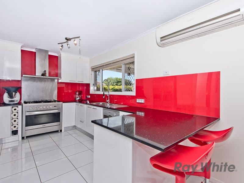 4 Lerwick Court, Bracken Ridge QLD 4017, Bracken Ridge - Thumbnail 2